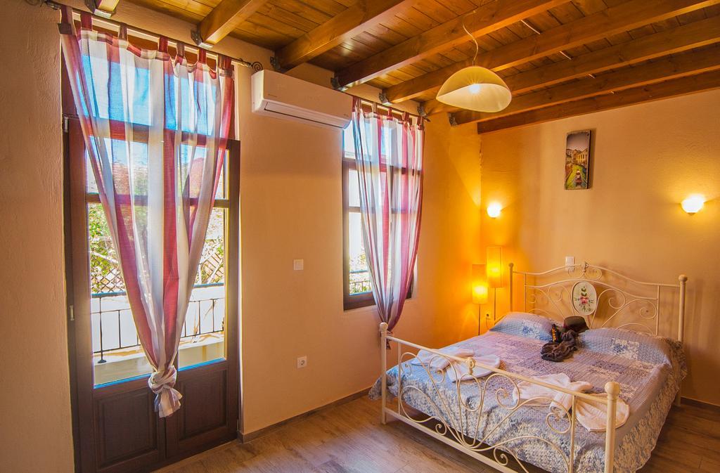 Asikiko Suites Réthimno Szoba fotó